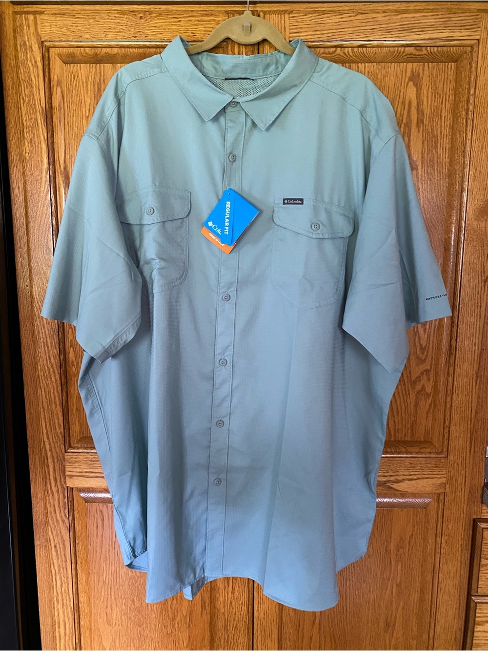 Columbia Men’s Short-Sleeve Button-Down Shirt — Sage Green
